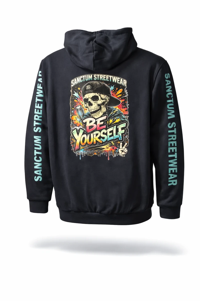 Sanctum Streetwear  Hooded Jacket Be yourself - navy   Klassische Sweatjacke mit Kapuze  Sweat-Qualität mit angerauter Innenseite  Doppellagige Kapuze mit Kordelzug  zwei Einschubtaschen  Neecktape  Bündchen mit Elasthan  Farbe: navy  Material: 80% Baumwolle, 20% Polyester Oberstoff ( 280g/ m²) 