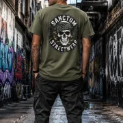 Sanctum Streetwear  T-Shirt Camo Skull - oliv  Dieses Rundhals T-Shirt überzeugt durch seinen zeitlosen Schnitt und dem hohen Tragekomfort.    Klassischer Rundhalsausschnitt  Single Jersey    Material: 100% Baumwolle  Oberstoff ( 180g/ m²)